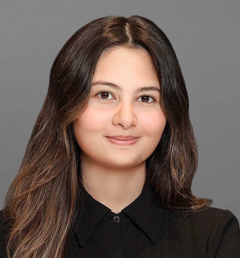 Headshot of Isabella Aversano