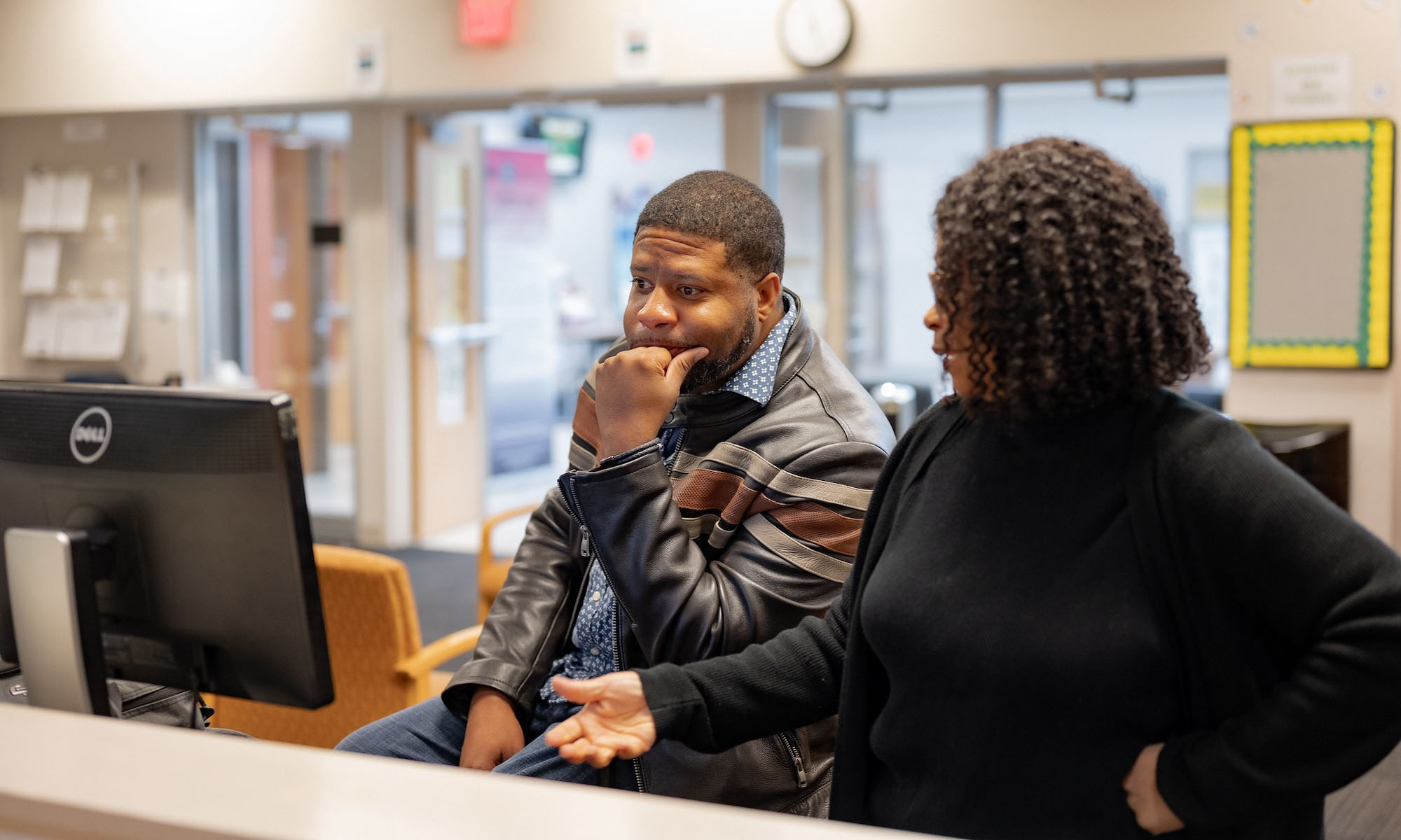 student meeting with an advisor